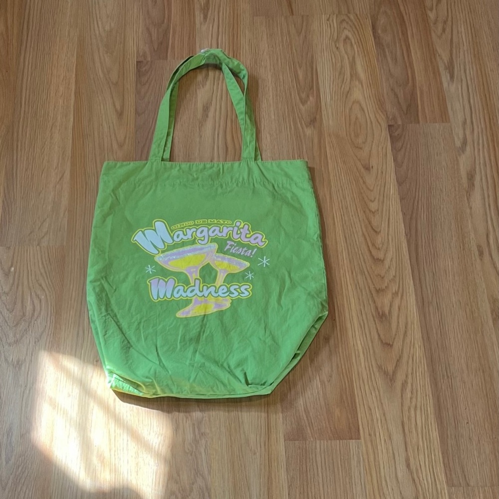 OLD NAVY woman’s tote bag cinco de Mayo margarita fiesta!